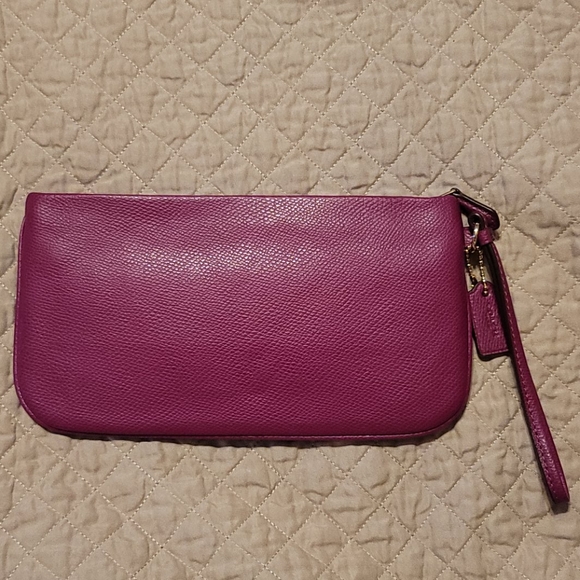Coach Large Wristlet - Picture 2 of 4